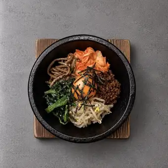Stone cooked bibimbap