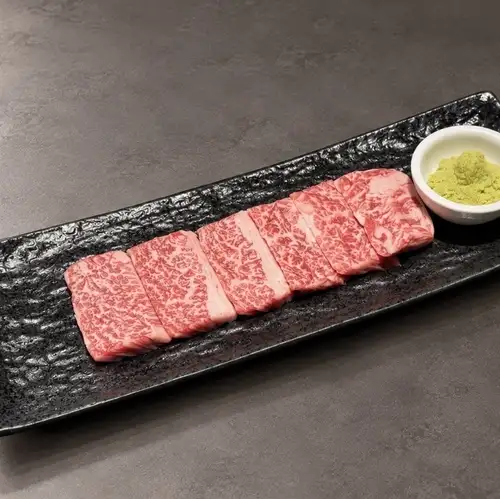 日本黑毛和牛牛腩排（配醬或鹽和芥末）