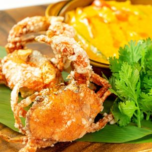 Stir-fried soft shell crab with curry