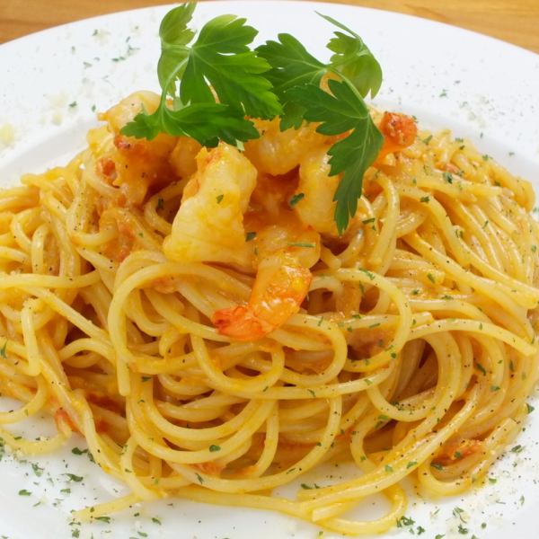 [Popular] Shrimp tomato cream pasta 1400 yen (excluding tax)