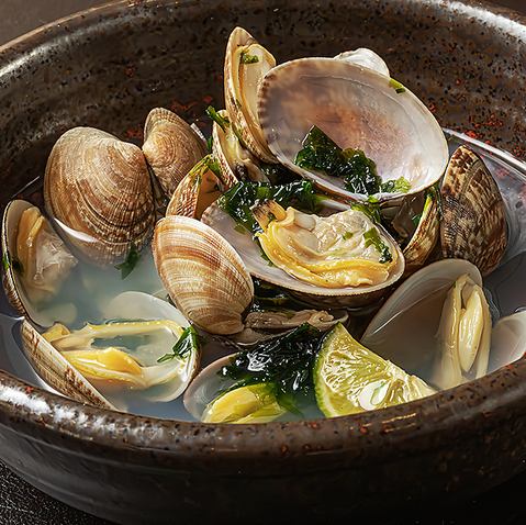 Sake Steamed Clam