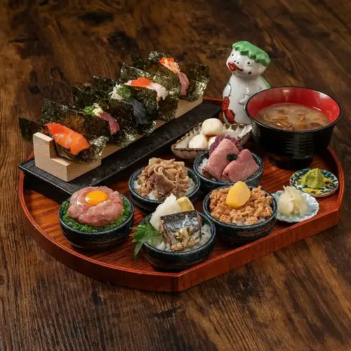 【ランチ】★秋季限定★10種のおちょこ丼