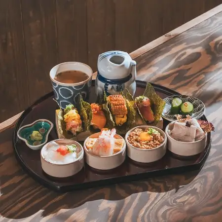 【ランチ】Special！おちょこ丼&手巻き　8種セット