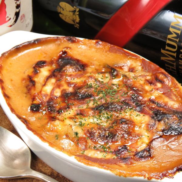 Gratin doria 也是一個受歡迎的菜單項！焗烤 690 日元、多利亞 790 日元（均含稅）