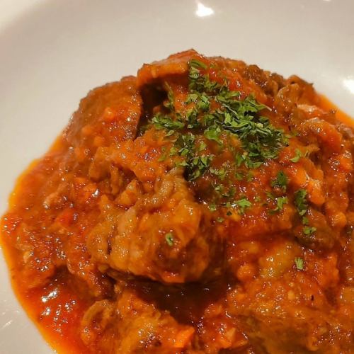 beef tendon stewed in tomato