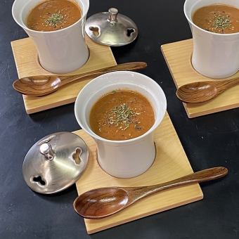 Steamed shrimp bisque soup