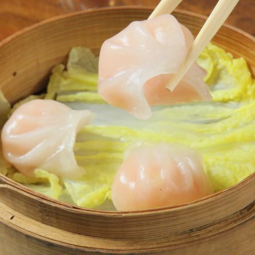 Steamed dumplings with shrimp (3 pieces)