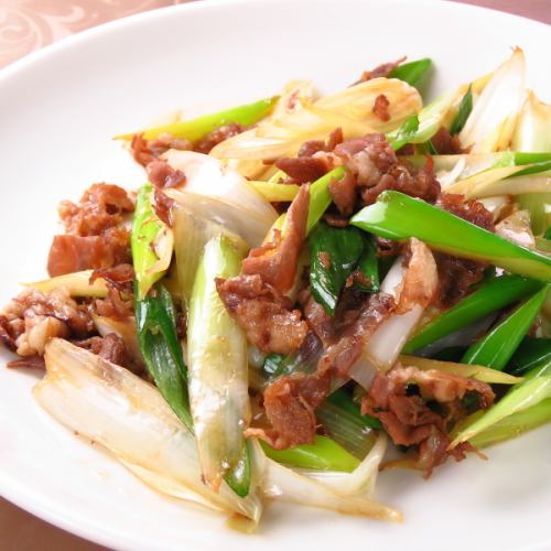Stir-fried Long Onion and Lamb Meat