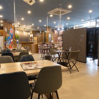 4名様テーブル×4