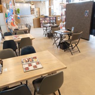 2名様テーブル×2