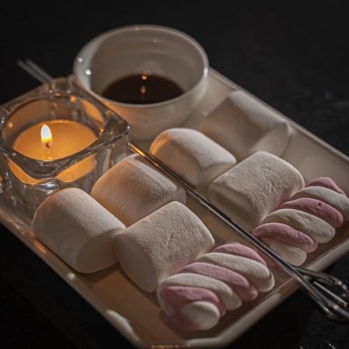 お食事も充実♪カフェ利用や飲み放題も大歓迎！