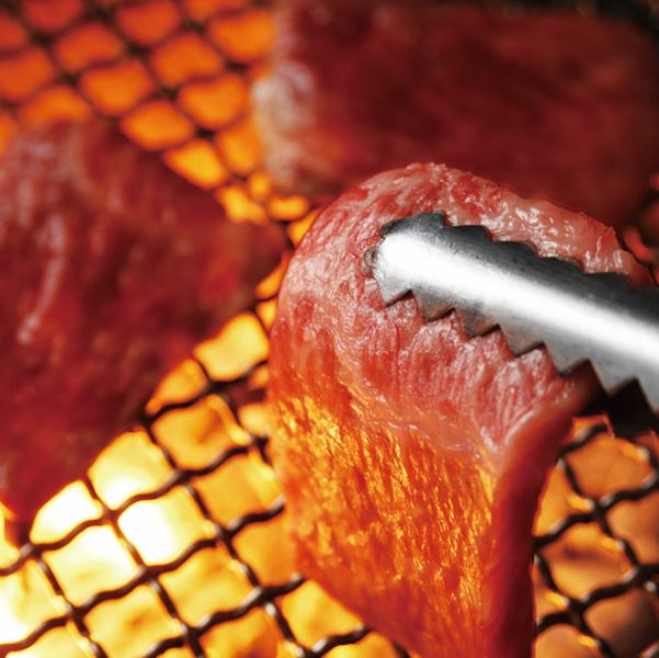 ★ Hakata Wagyu beef shop ★ [Founded in 1979] This is a specialty store that thoroughly pursues high-quality yakiniku and original Korean food that are cut out with many years of experience.
