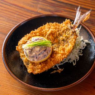 Special fried horse mackerel with pickled vegetables and tartar sauce