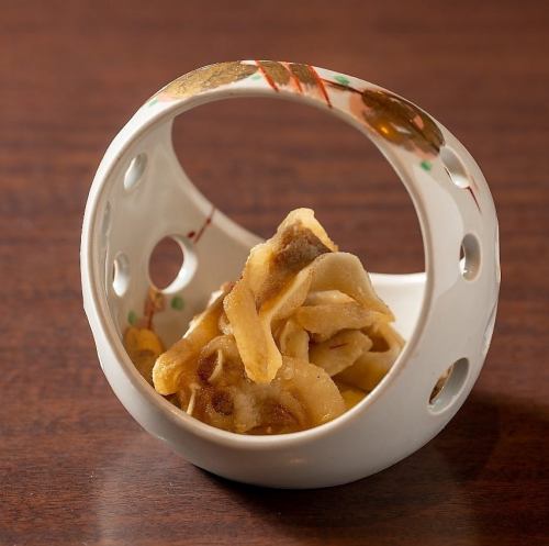 Deep fried pig ears with Japanese pepper