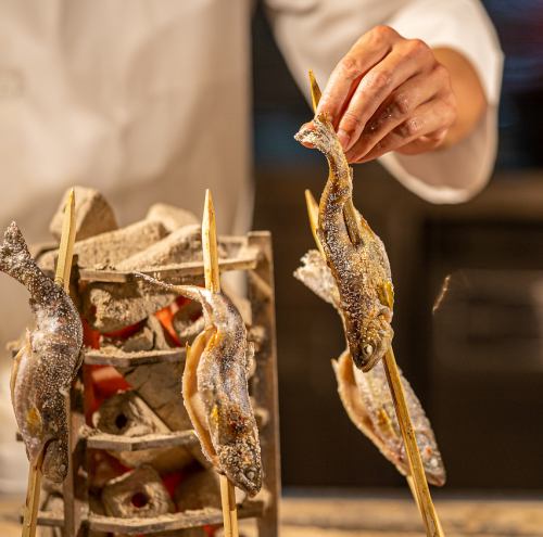 Our specialty! Genshiyaki: Hiroshima ingredients slowly grilled over charcoal.