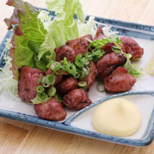 砂ずりのネギ塩炒め