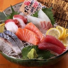 お造り5種盛り　一人前(各1カン)