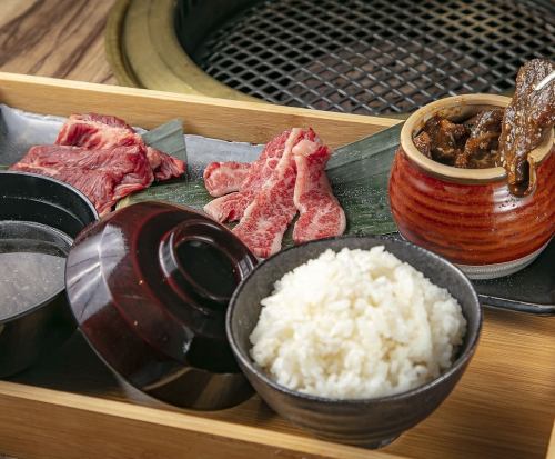 I made a yakiniku set that is just right for my lunch stomach.