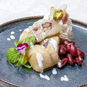 バナナともち米のバナナ葉包み蒸し