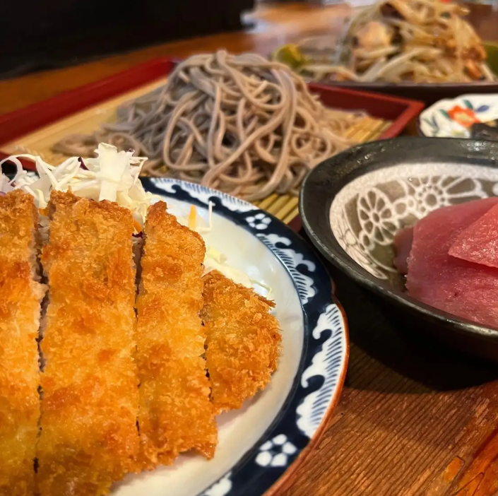 飲み放題のついたお得な4000円のコース☆