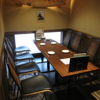 最大8名様のテーブル個室！女子会やママ会などちょっとした集まり、ご友人とのお食事にちょうど良いお席です！