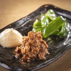 パリパリピーマン まぐろ肉味噌添え