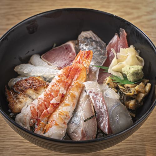海鮮丼