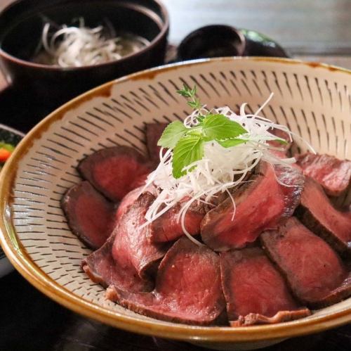 昼から楽しむ贅沢な味わい