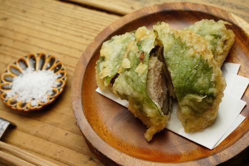 Shiitake mushrooms stuffed with meat