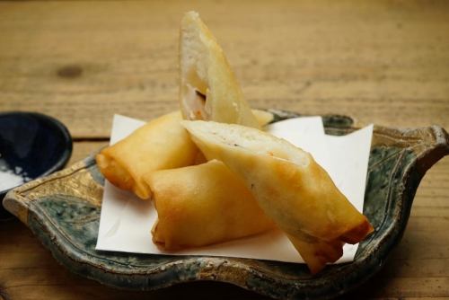 Shiitake mushroom, shrimp and yam spring rolls