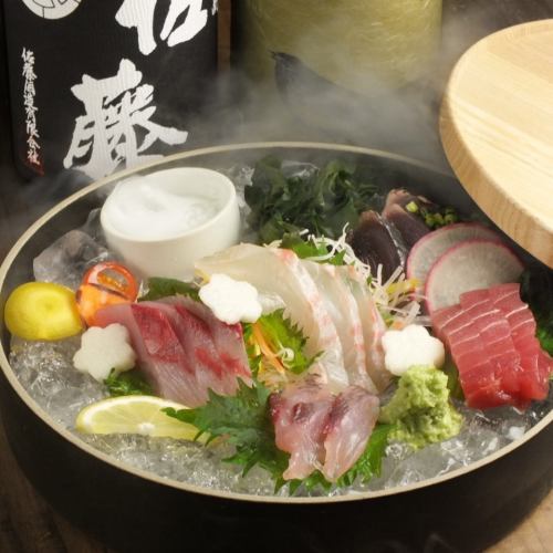 Today's sashimi platter with wild yam sashimi (serves 2-3)