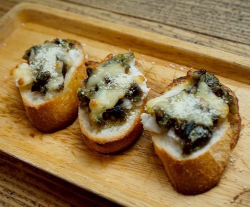 ふきのとうと長芋のブルスケッタ