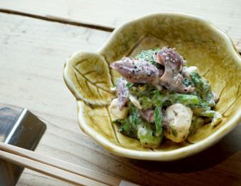 蛍いかと菜花の濃厚チーズあえ