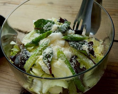 そら豆、アスパラ、長芋、春キャベツのサラダ