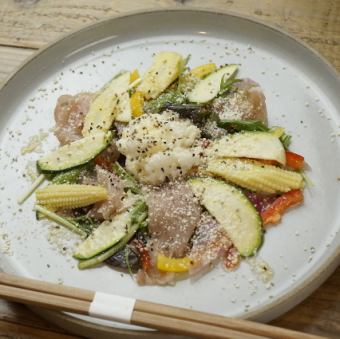 夏野菜と生ハムのカプレーゼ風