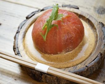 山芋屋のまるごとトマトサラダ