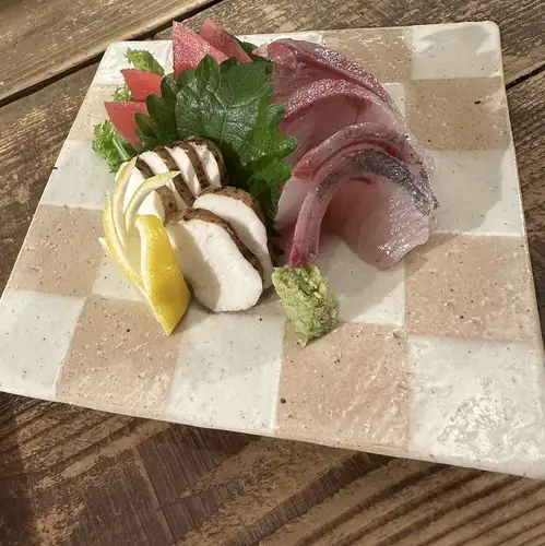 自然薯刺入りお刺身三点盛り