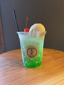 涼｜メロンクリームソーダ