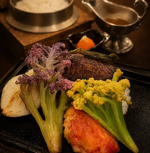 稀　ディップハンバーグランチ
