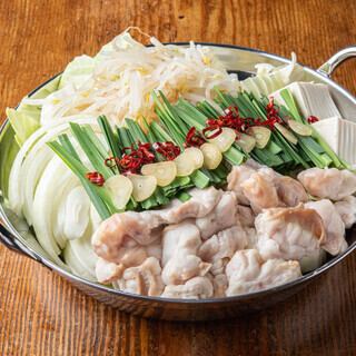 【もつ鍋宴会コース】全8品4500円(税込)飲み放題付　80種類90分飲み放題付コース