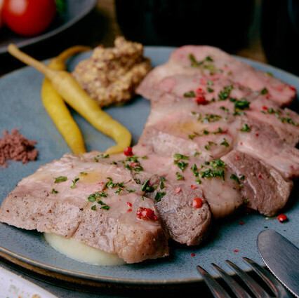 スペイン産イベリコ豚の鉄板焼き