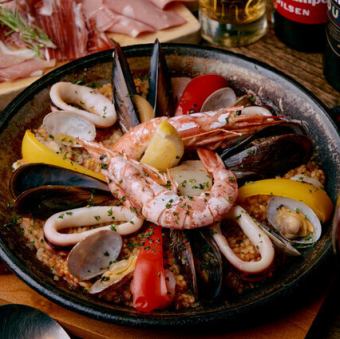 新鮮魚介のバルマルパエリア