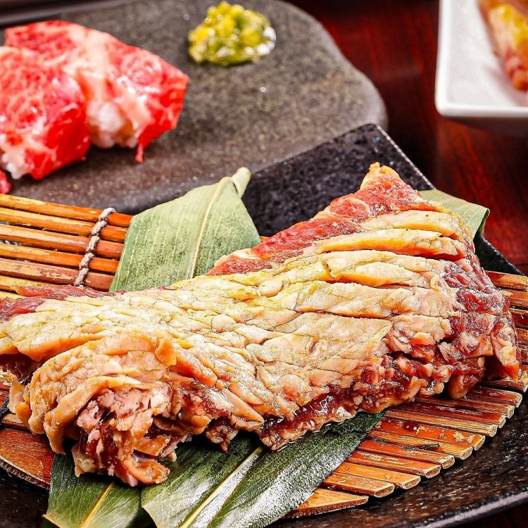 焼肉 王道 familiar あべのキューズモール店【公式】