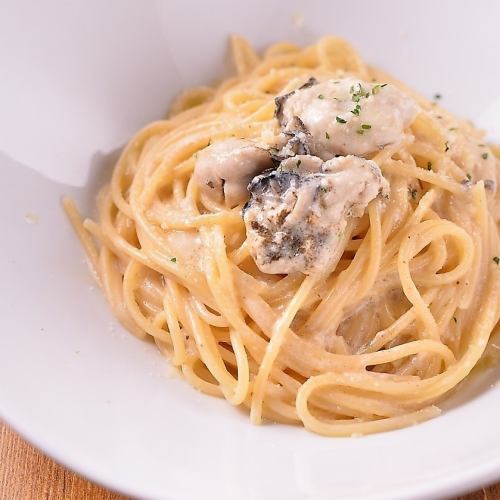 Sanriku oyster cream pasta