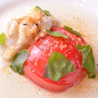 Buffalo mozzarella and fresh tomato caprese