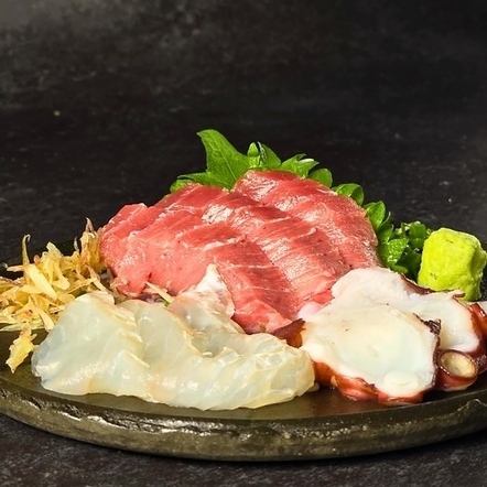 刺身盛り合わせ