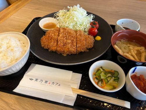 月替わりのランチメニュー