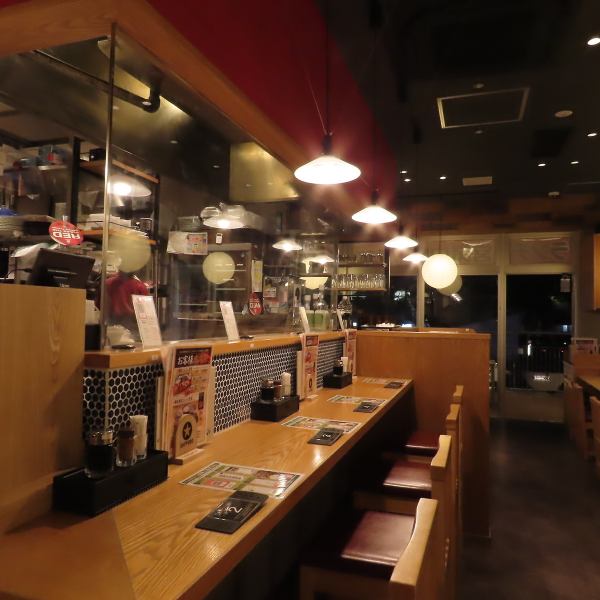 カウンター席も充実♪久屋大通で昼飲みや一人のみ利用に最適！