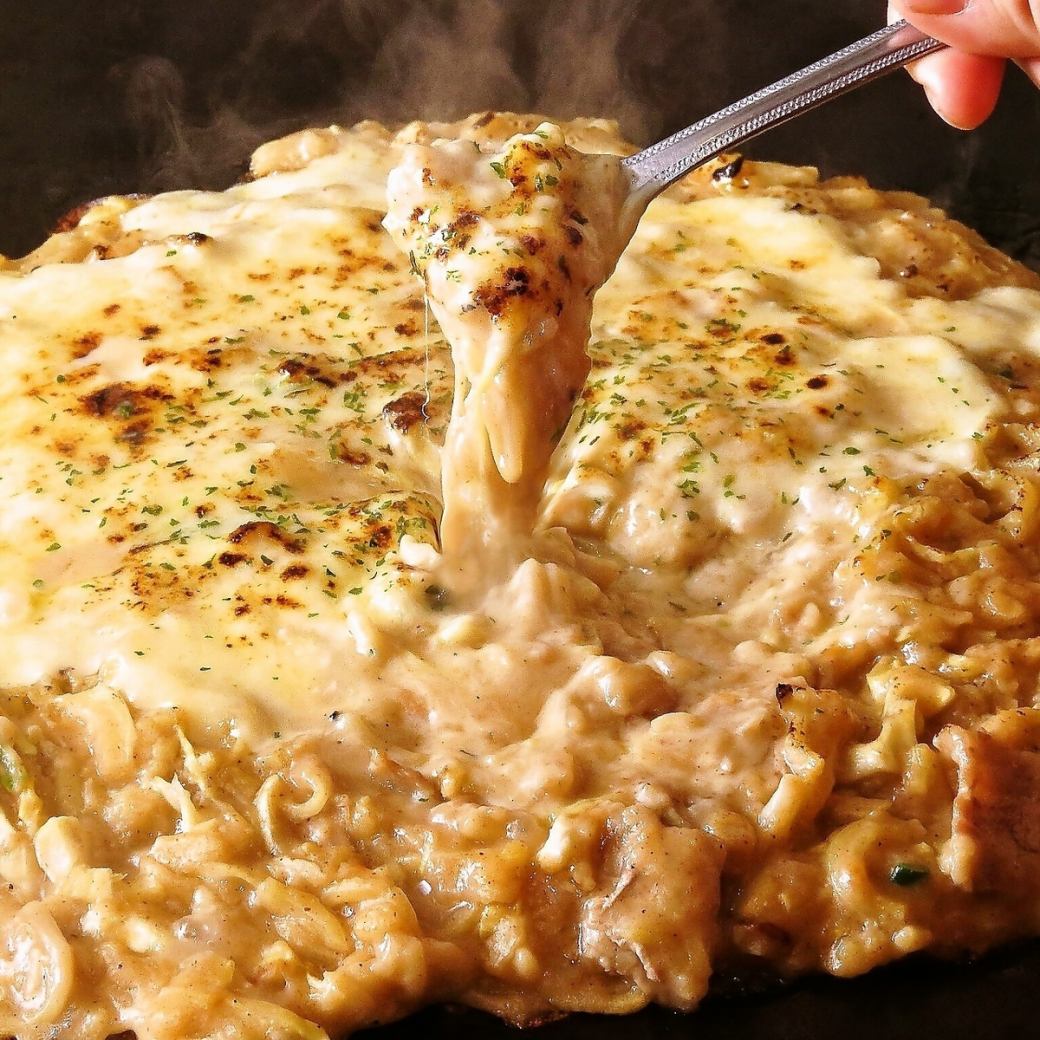 Pork and cheese monja is very popular with girls ★ There is a full menu of other courses and a la carte items