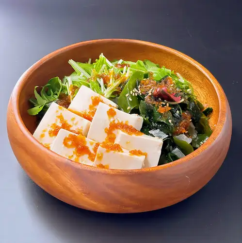 ゆず香る豆腐と海藻のサラダ